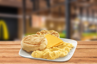 Омлет с сыром - завтрак McDonalds